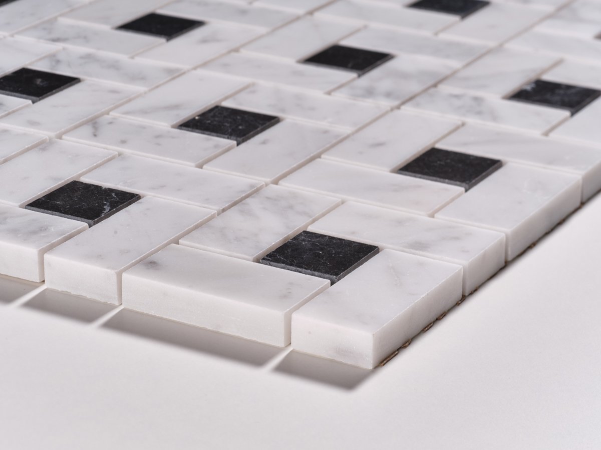 mosaico-square-bianco-carrara-nero-marquina-lucido-prospettiva